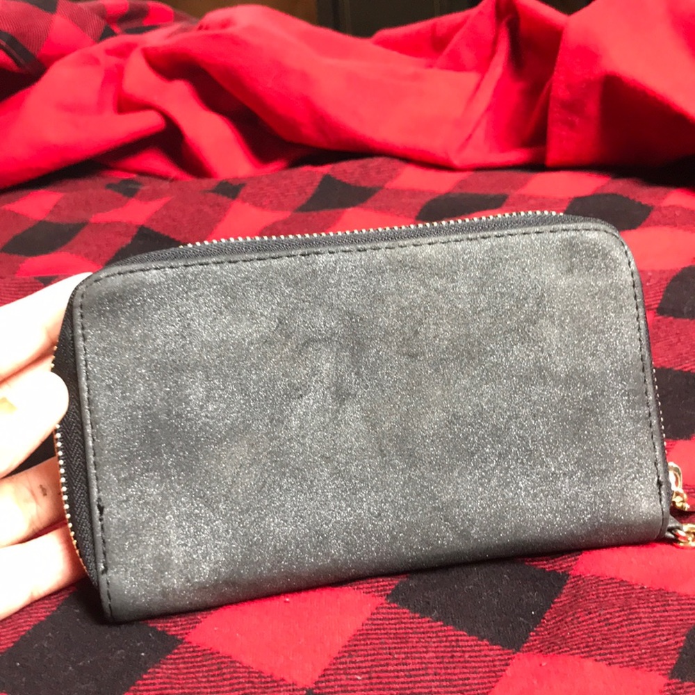 Black wallet/clutch